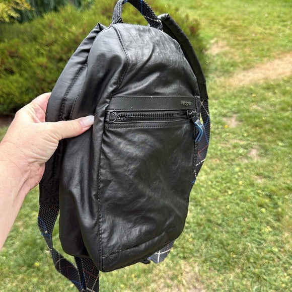 Hedgren Backpack - Picture 6 of 6